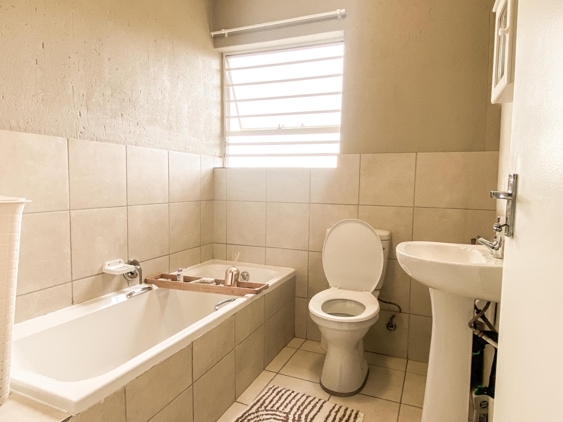 2 Bedroom Apartment / Flat For Sale in Ruimsig, Roodepoort — image 18