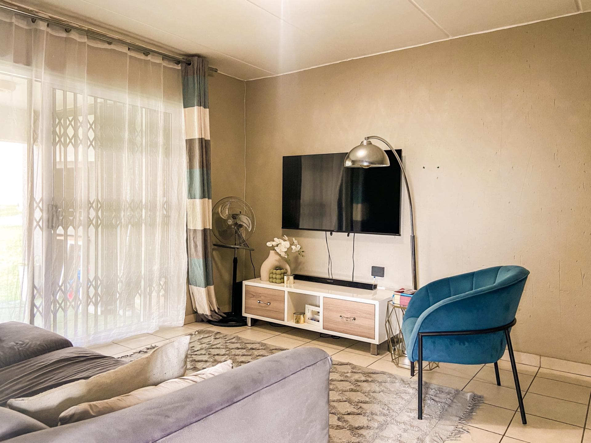 2 Bedroom Apartment / Flat For Sale in Ruimsig, Roodepoort — image 8