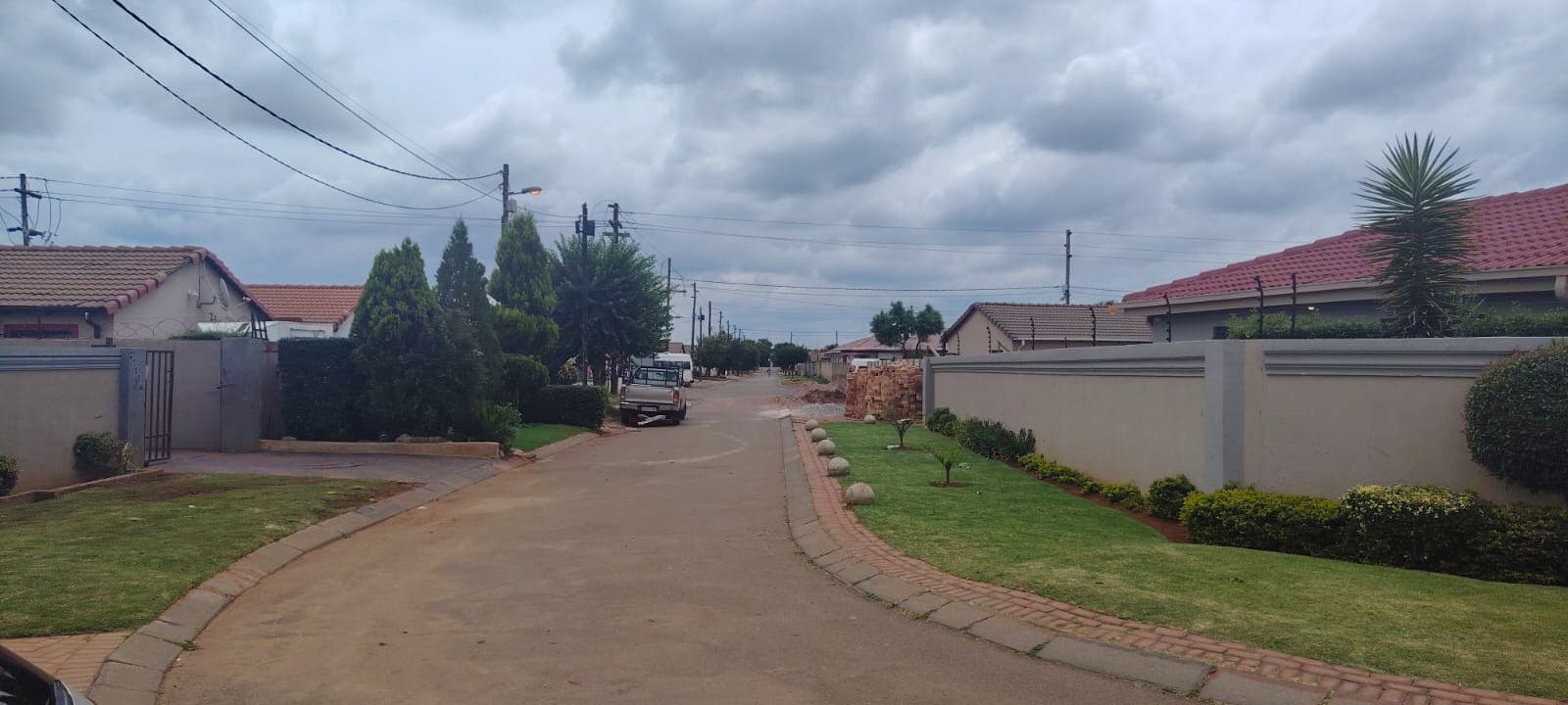 8 Bedroom House For Sale in Protea Glen, Soweto — image 20