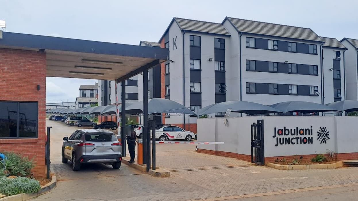 2 Bedroom Apartment / Flat For Sale in Jabulani, Soweto