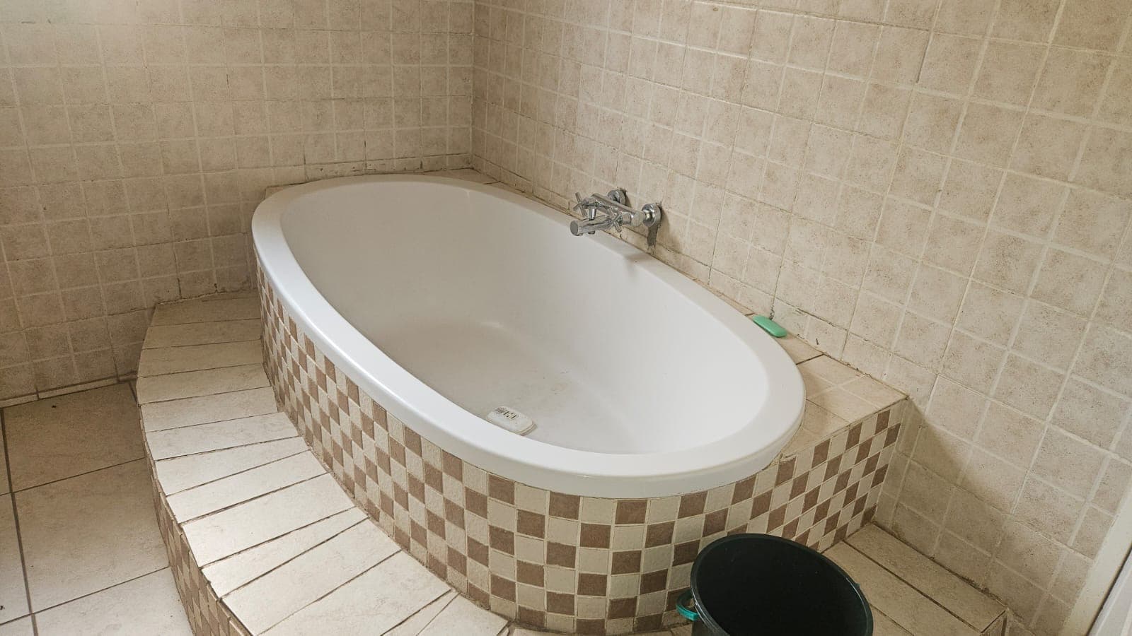 4 Bedroom Smallholding For Sale in Lusthof, Pretoria — image 7