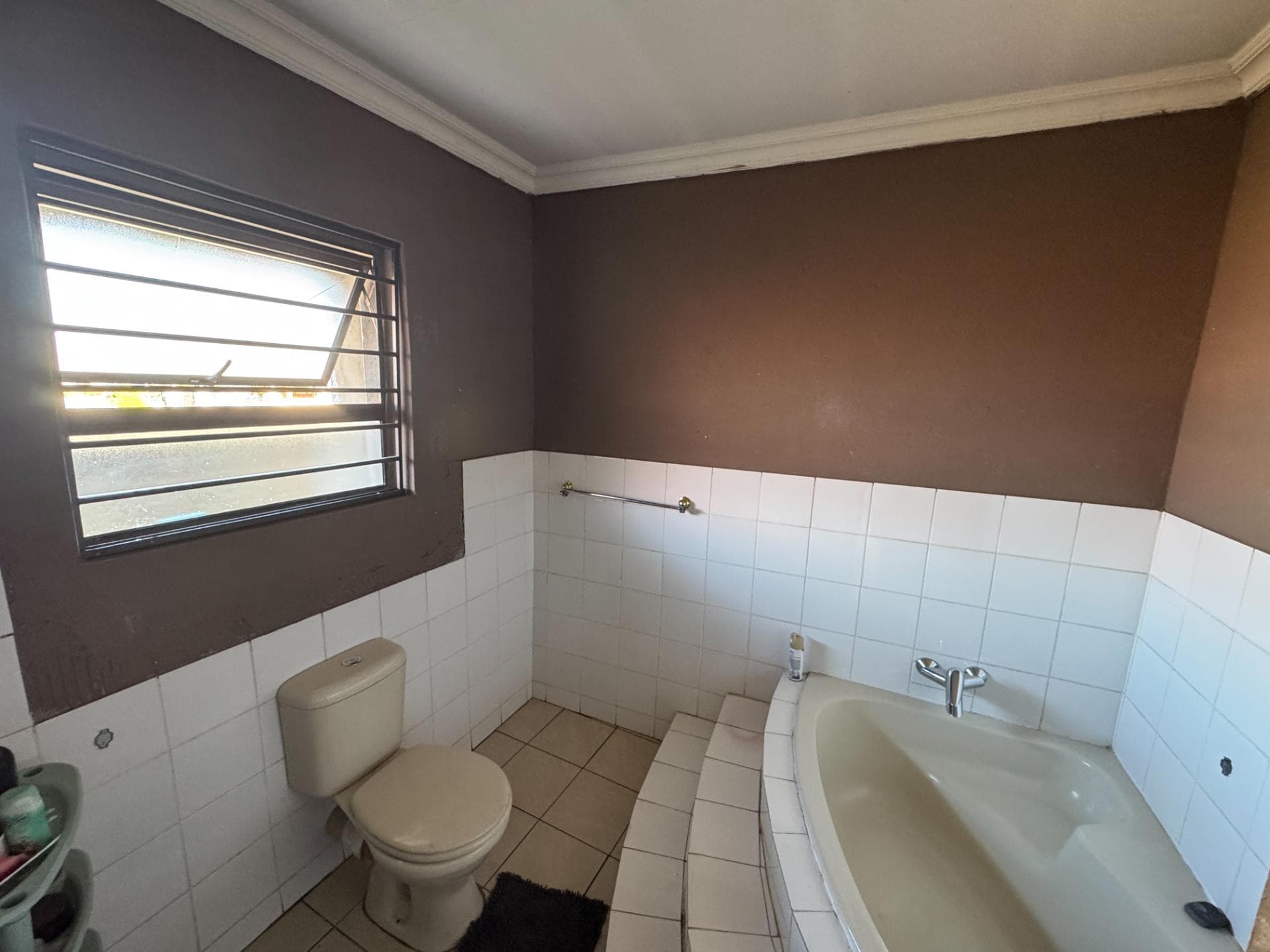 3 Bedroom House For Sale in Mondeor, Johannesburg — image 15