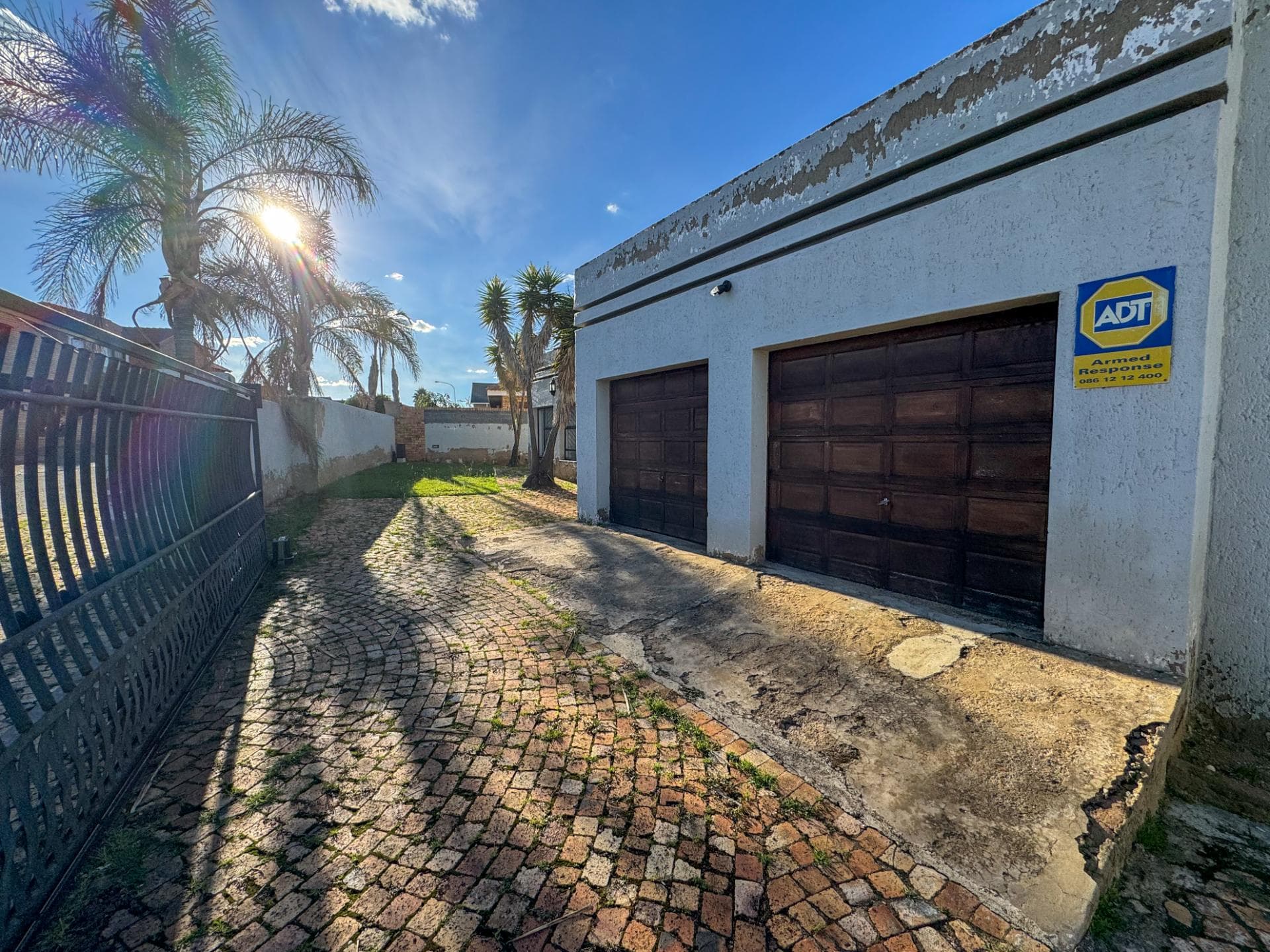 3 Bedroom House For Sale in Mondeor, Johannesburg — image 17