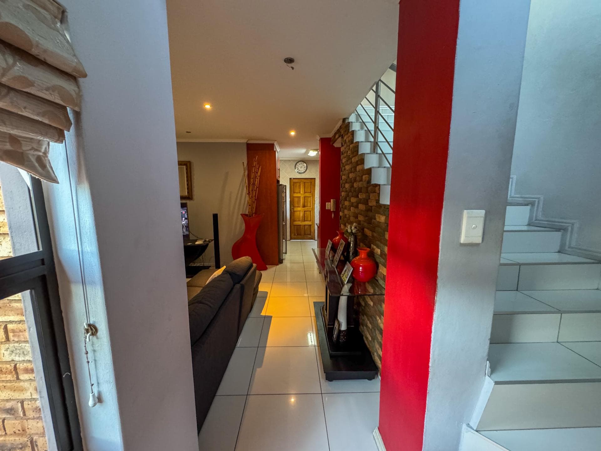 3 Bedroom House For Sale in Mondeor, Johannesburg — image 5