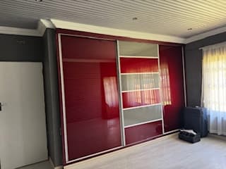 Dual-Income Alberton Home with Pool, Yard & Bachelor Unit — image 19