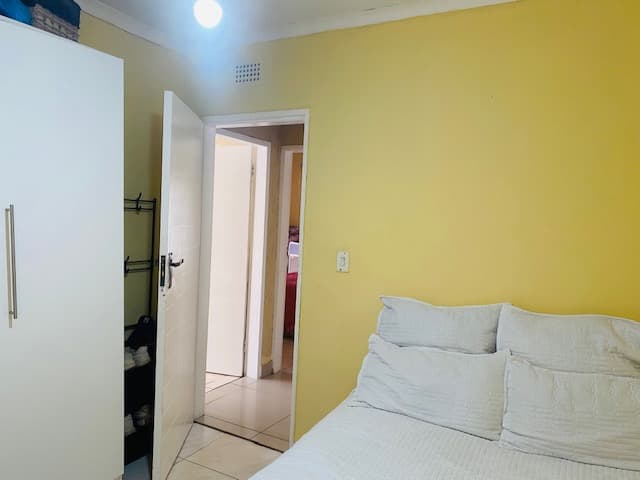 3 Bedroom House For Sale in Diepkloof Zone 4, Diepkloof — image 17