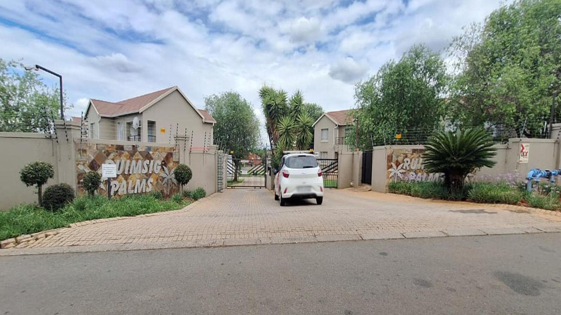 1 Bedroom Apartment / Flat For Sale in Willowbrook, Roodepoort — image 23