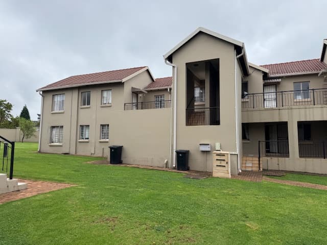 1 Bedroom Apartment / Flat For Sale in Willowbrook, Roodepoort — image 5