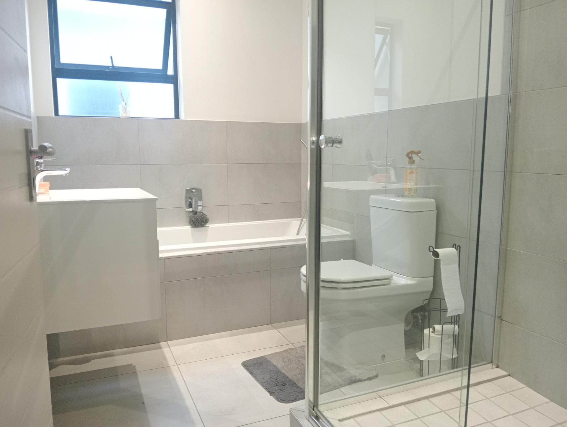 3 Bedroom House For Sale in Homes Haven, Krugersdorp — image 17