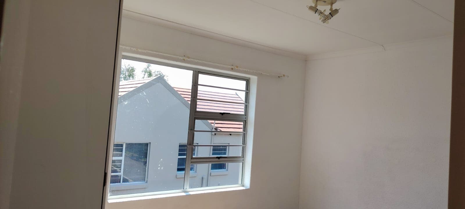 3 Bedroom Townhouse For Sale in Randburg Central, Randburg — image 10
