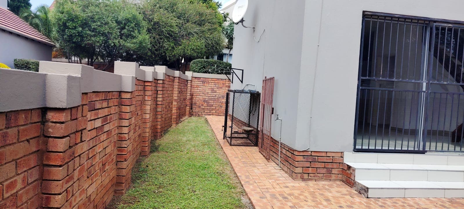 3 Bedroom Townhouse For Sale in Randburg Central, Randburg — image 22