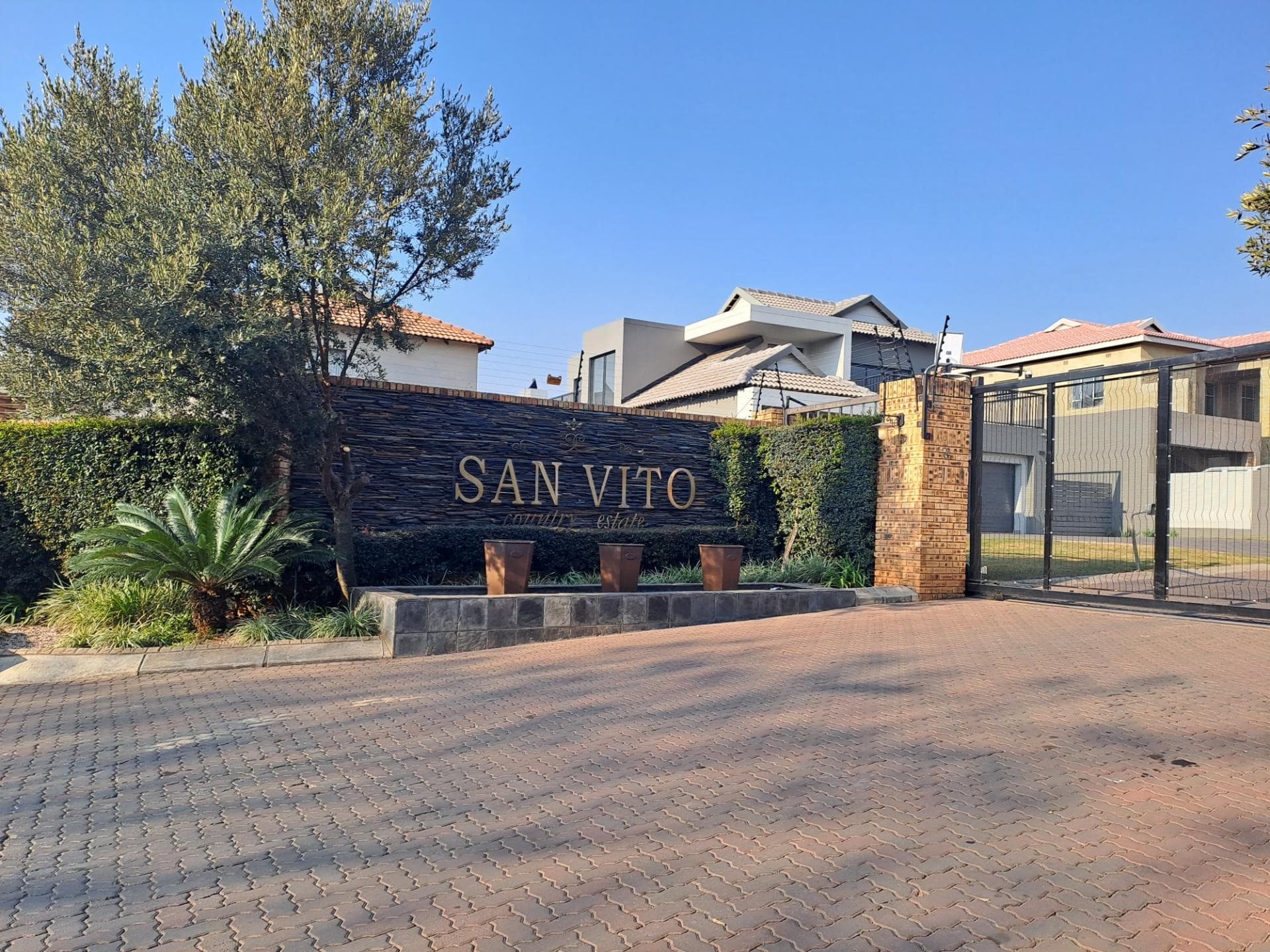 Vacant Land / Plot For Sale in Ruimsig Country Estate, Krugersdorp