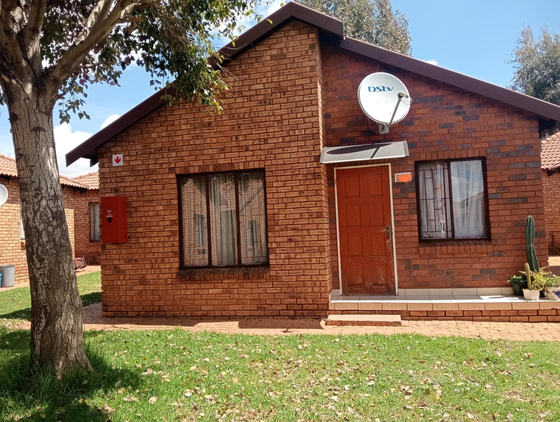 2 Bedroom Apartment / Flat For Sale in Protea Glen, Soweto — image 13