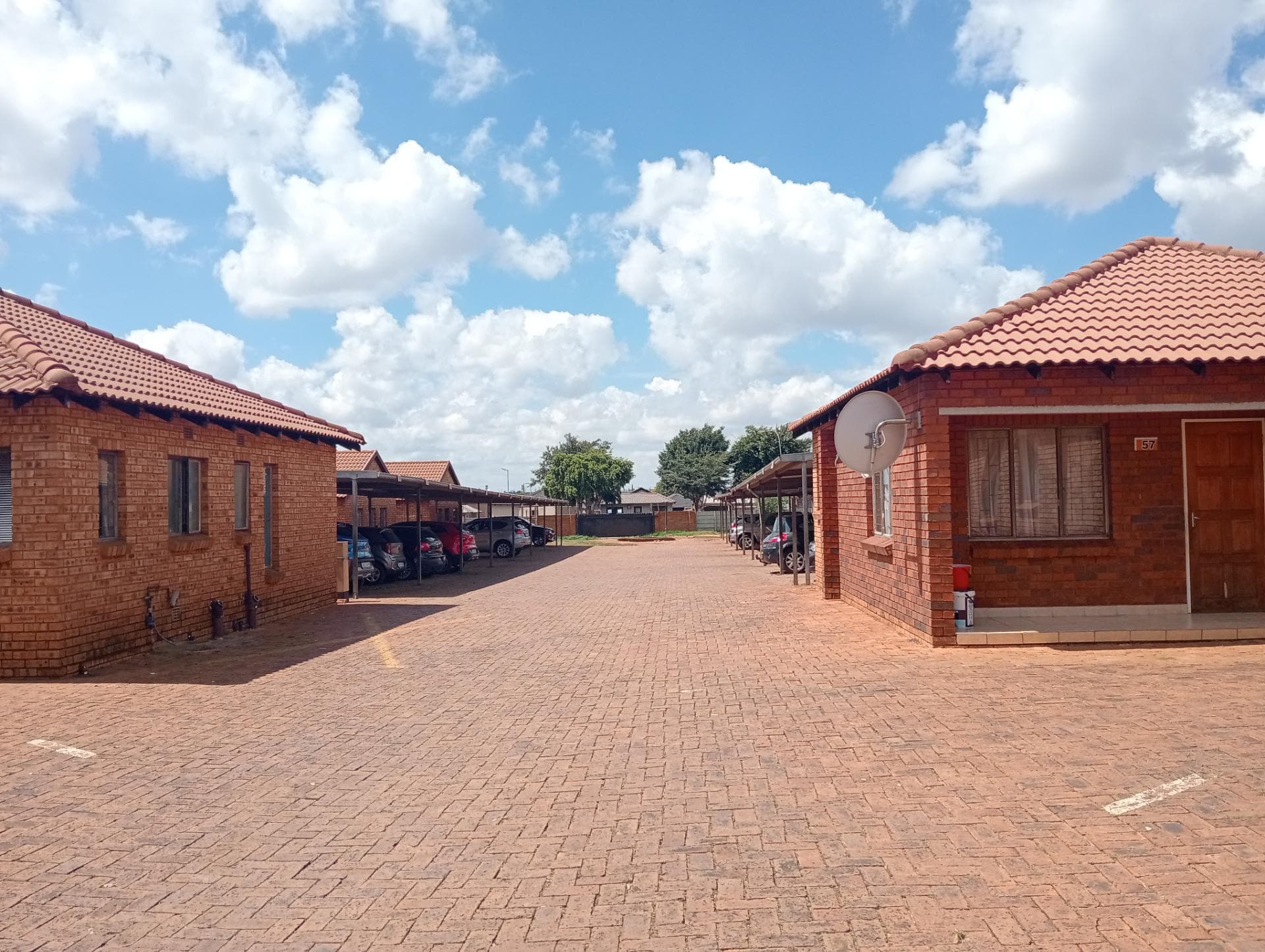2 Bedroom Apartment / Flat For Sale in Protea Glen, Soweto — image 16