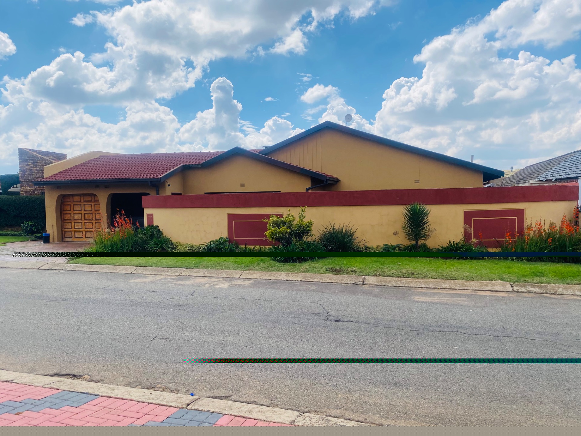7 Bedroom House For Sale in Diepkloof, Diepkloof