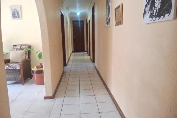 7 Bedroom House For Sale in Diepkloof, Diepkloof — image 14