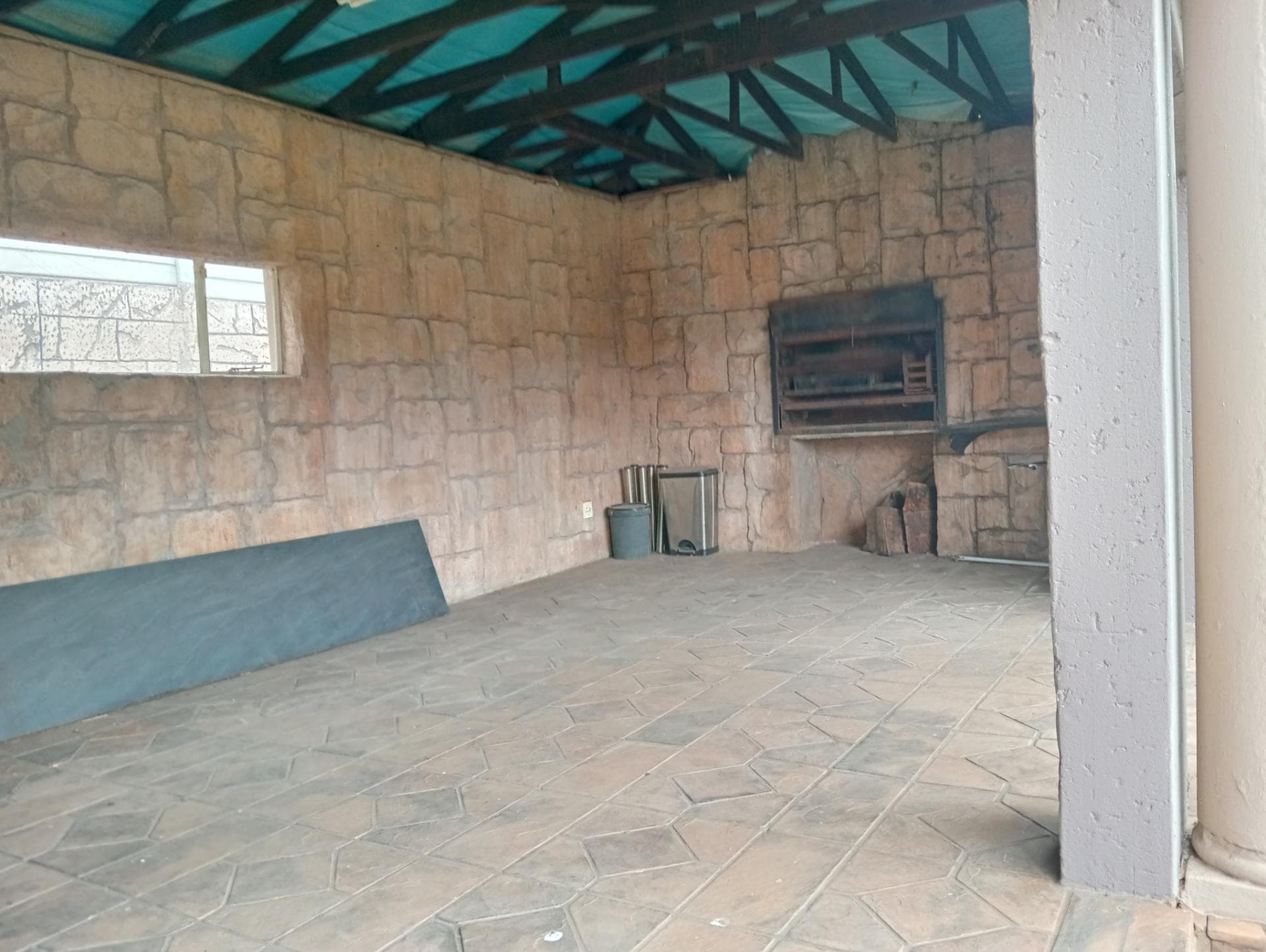 5 Bedroom House For Sale in Rangeview Ext 4, Krugersdorp — image 28