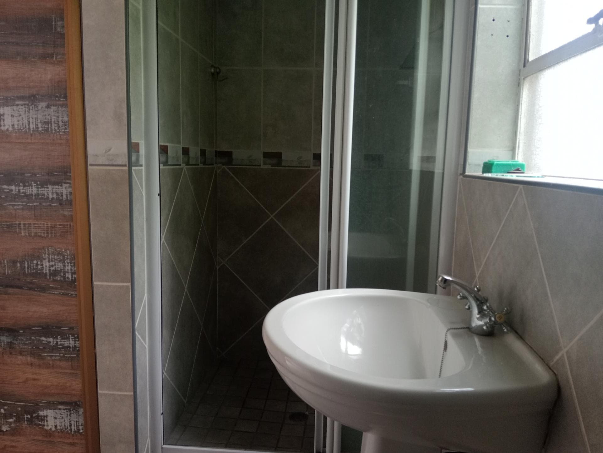 5 Bedroom House For Sale in Rangeview Ext 4, Krugersdorp — image 35