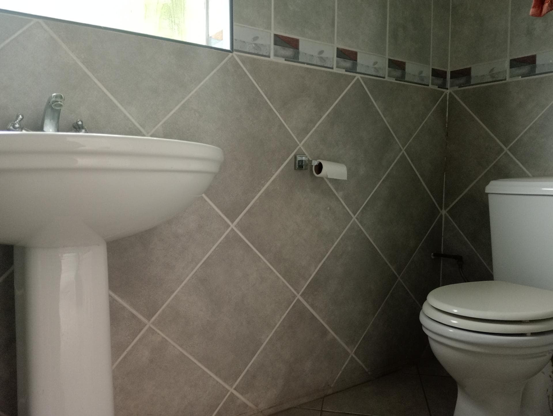 5 Bedroom House For Sale in Rangeview Ext 4, Krugersdorp — image 36