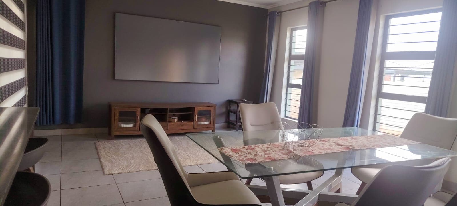 4 Bedroom House For Sale in Mindalore, Krugersdorp — image 9