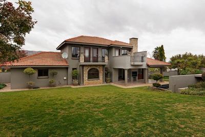 House For Rent in Ruimsig Country Estate, Krugersdorp