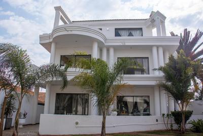 House For Sale in Mapetla, Soweto