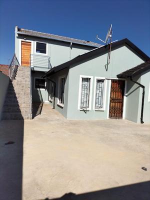 Apartment / Flat For Rent in Protea Glen Ext, Soweto